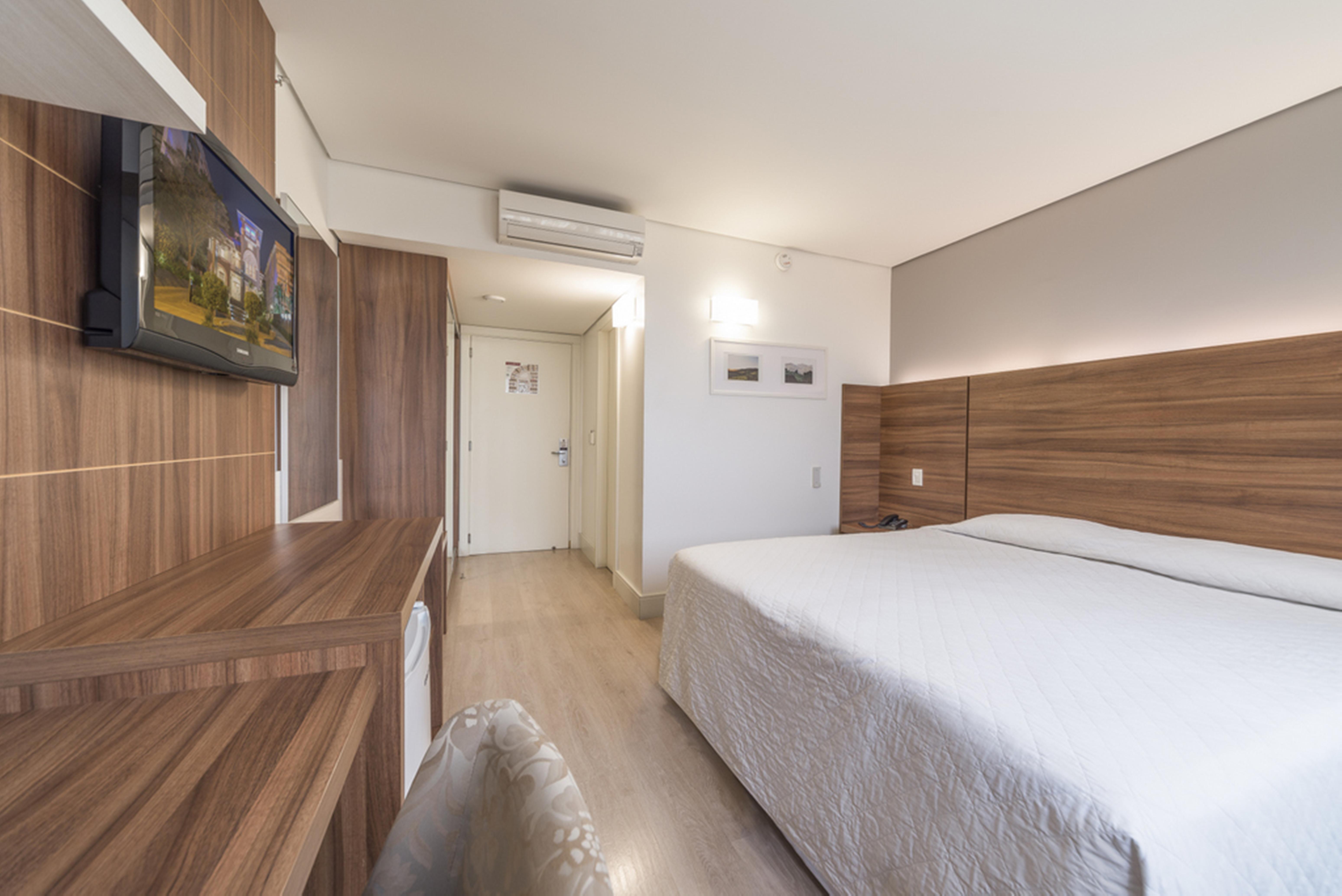Hotel Laghetto Bento Бенту-Гонсалвис Экстерьер фото