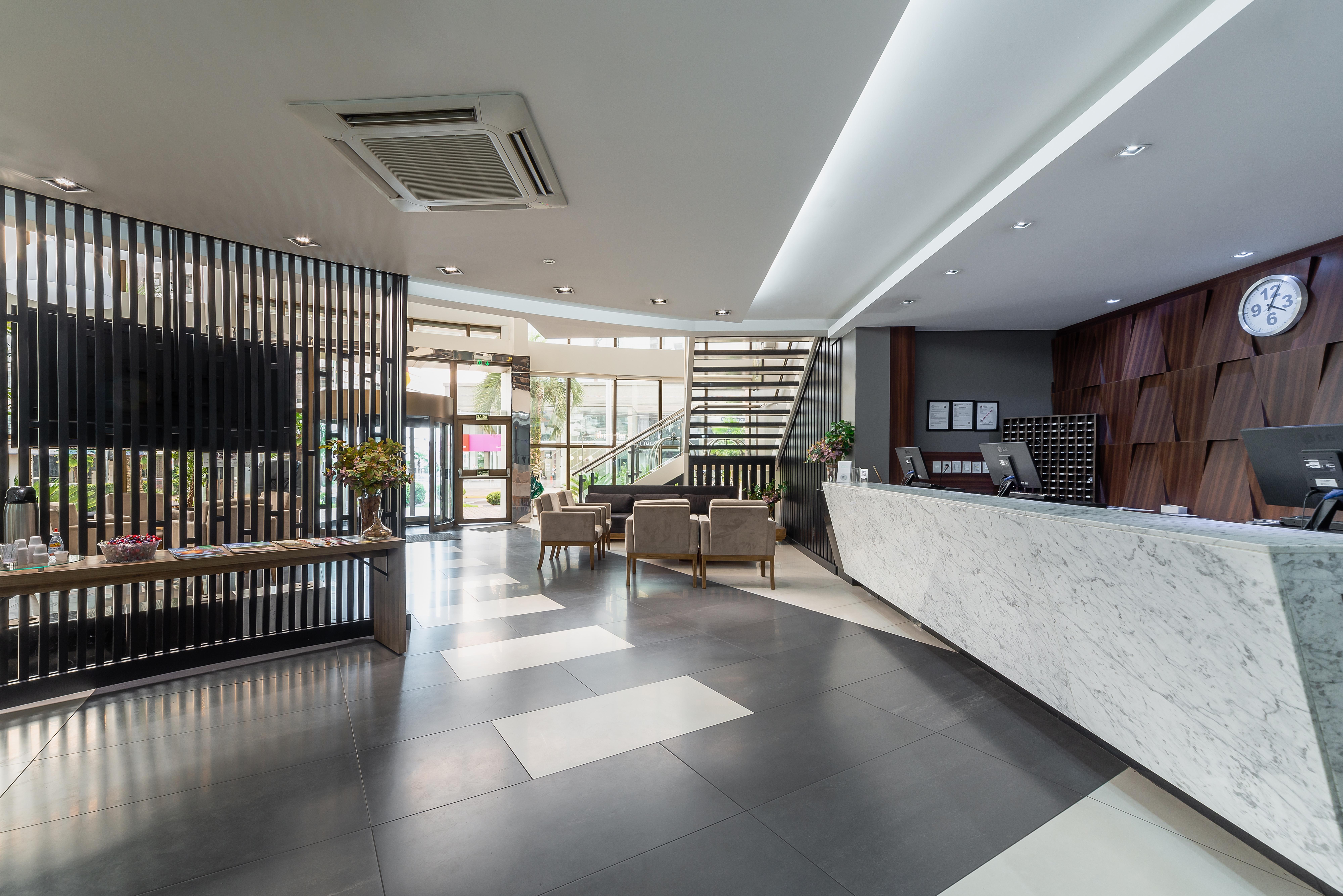 Hotel Laghetto Bento Бенту-Гонсалвис Экстерьер фото