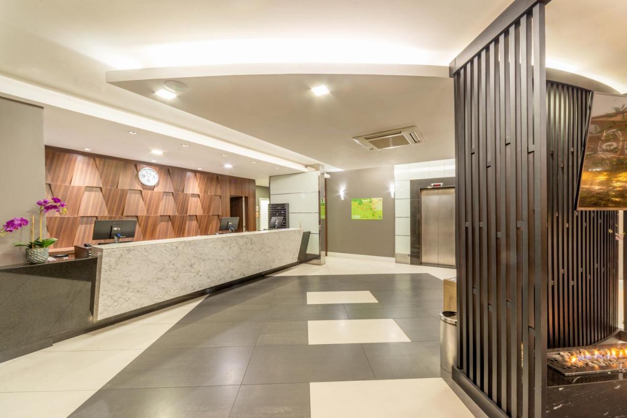 Hotel Laghetto Bento Бенту-Гонсалвис Экстерьер фото