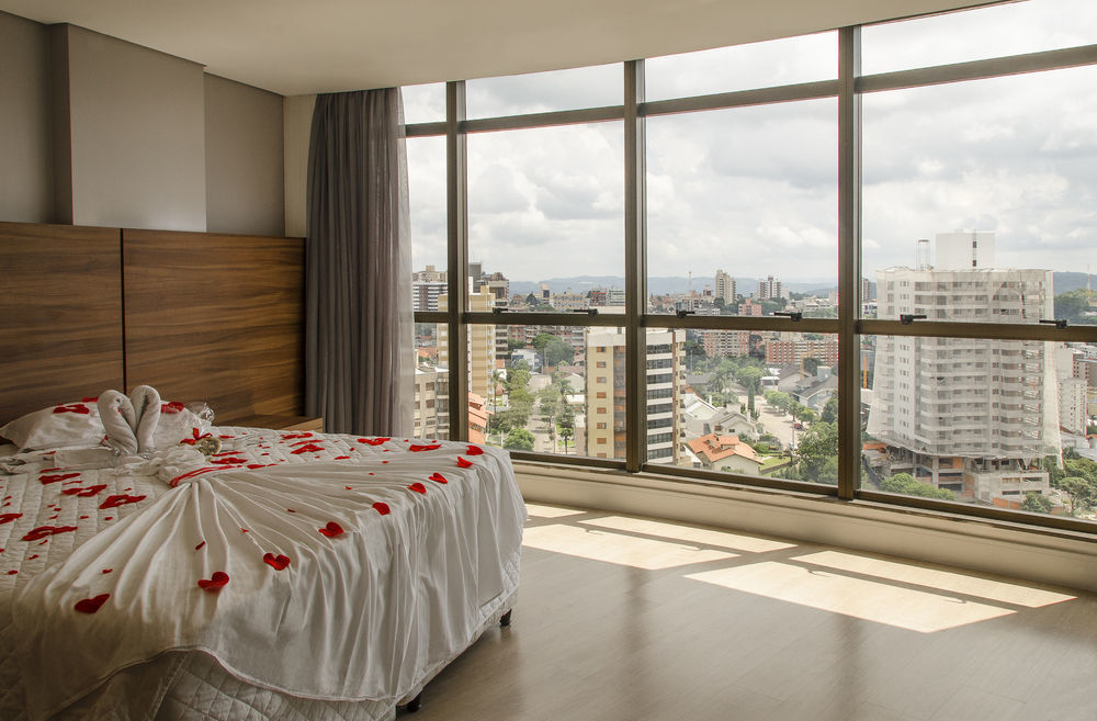 Hotel Laghetto Bento Бенту-Гонсалвис Экстерьер фото